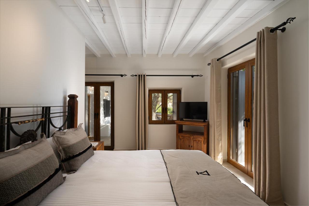 Ikies Of Mykonos Bed & Breakfast